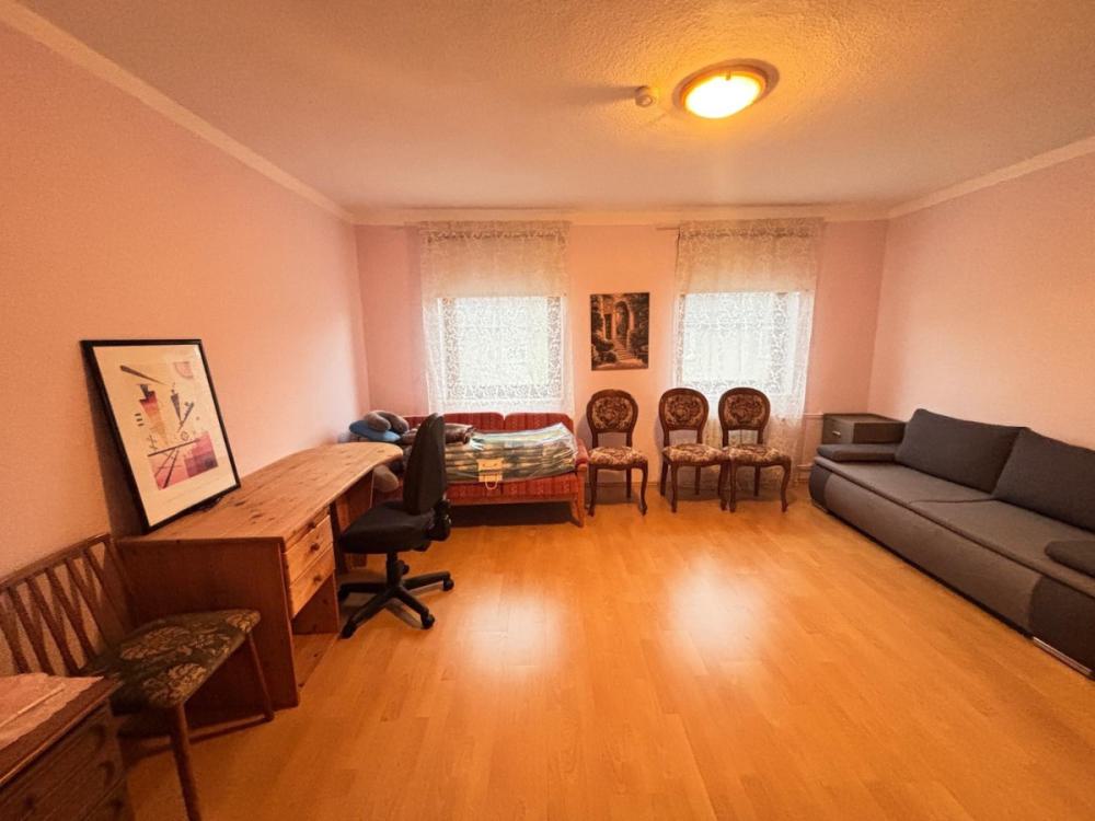 112fe33a-69dc-4535-84e9-ab0682d7e5c1