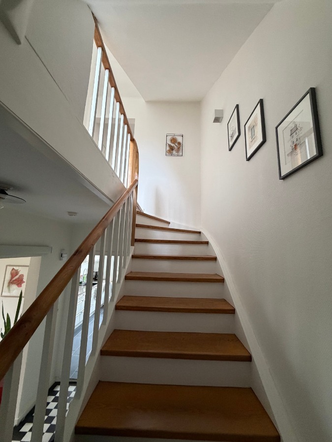Treppe zum Obergeschoss