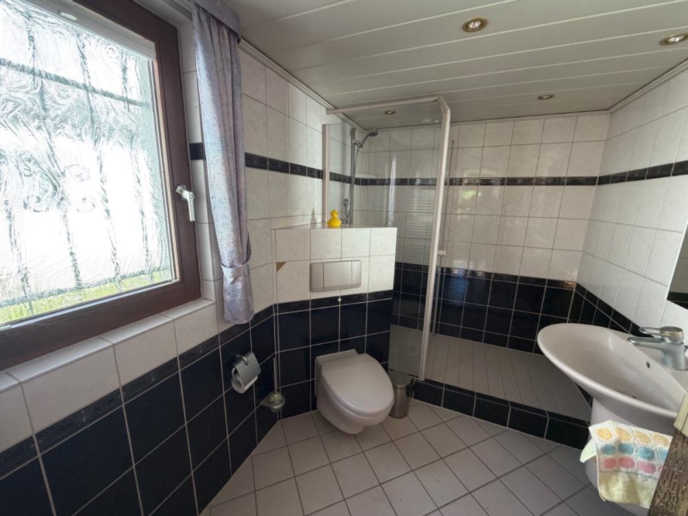 neuwertiges Bad