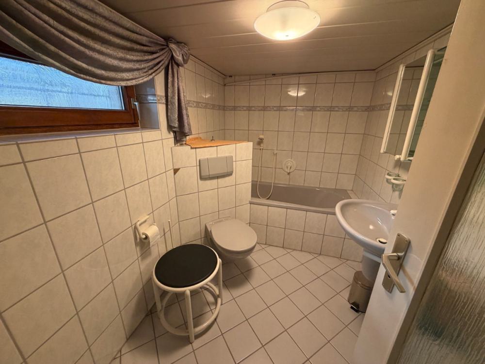 Bad im Keller