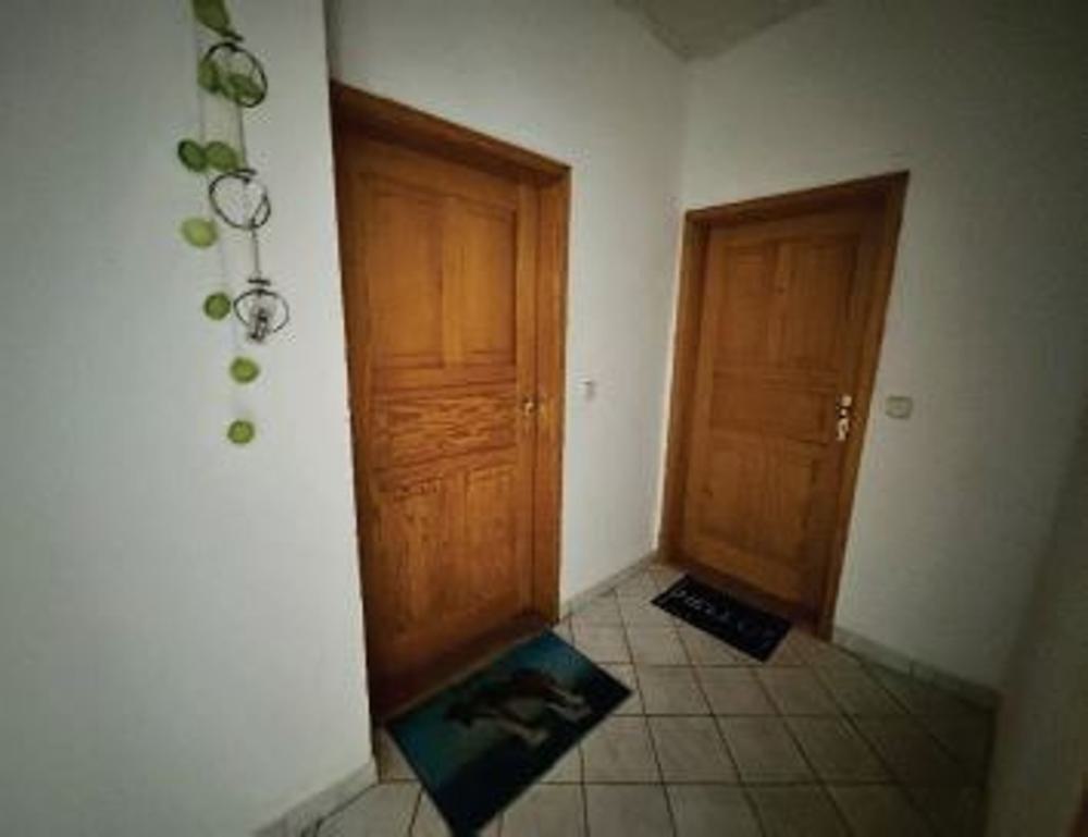 Wohnungseingänge