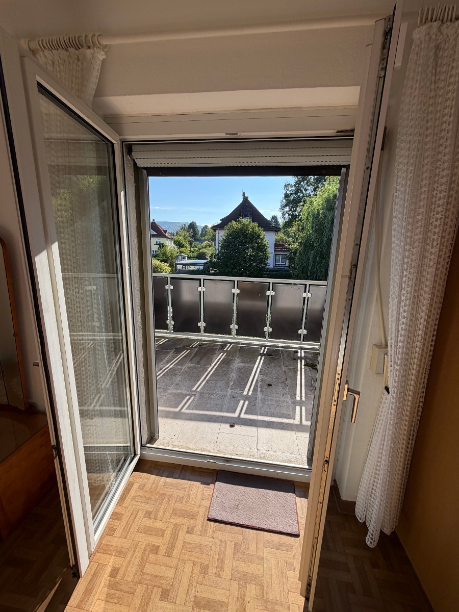 Ausgang auf den Balkon OG.