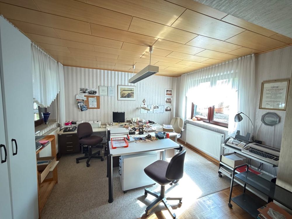 Büro EG.